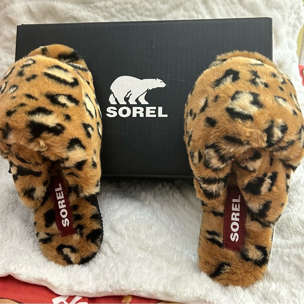 Sorel Go Mail Run Slippers In Tawny Buff and Black Animal Print